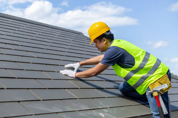 Best Roof Gutter Cleaning  in Algonquin, MD